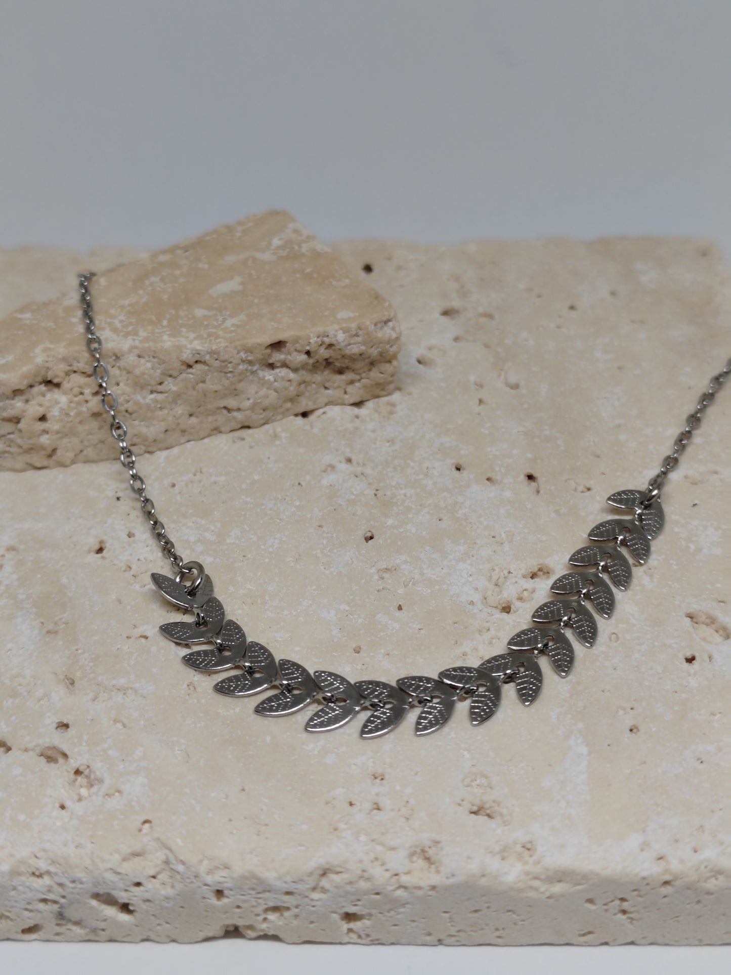 Collier Nemesis